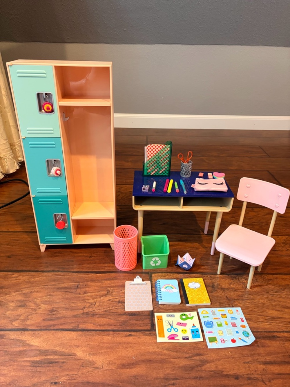 Toy School Desk & Locker Playset - Pastel Pink & Teal